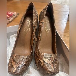 Brown Snakeskin Patterned Women's Heels Jessica Simpson stiletto 6.5